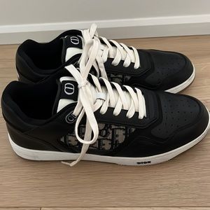 Dior sneakers